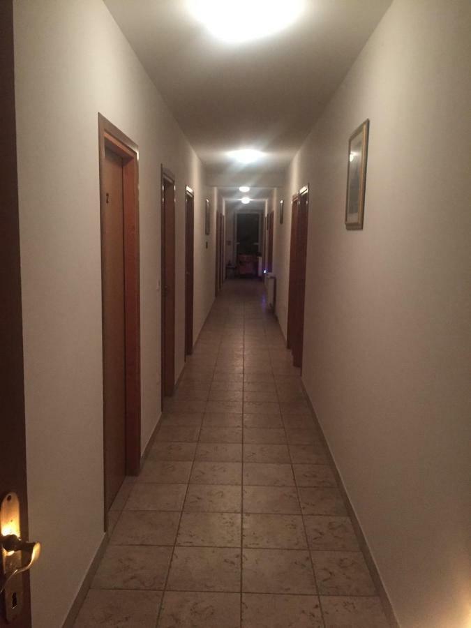 Sobe Matea - Prenociste Otel Vinkovci Dış mekan fotoğraf
