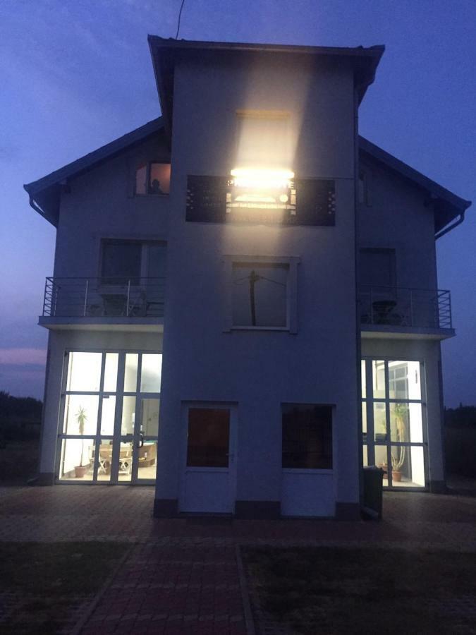 Sobe Matea - Prenociste Otel Vinkovci Dış mekan fotoğraf